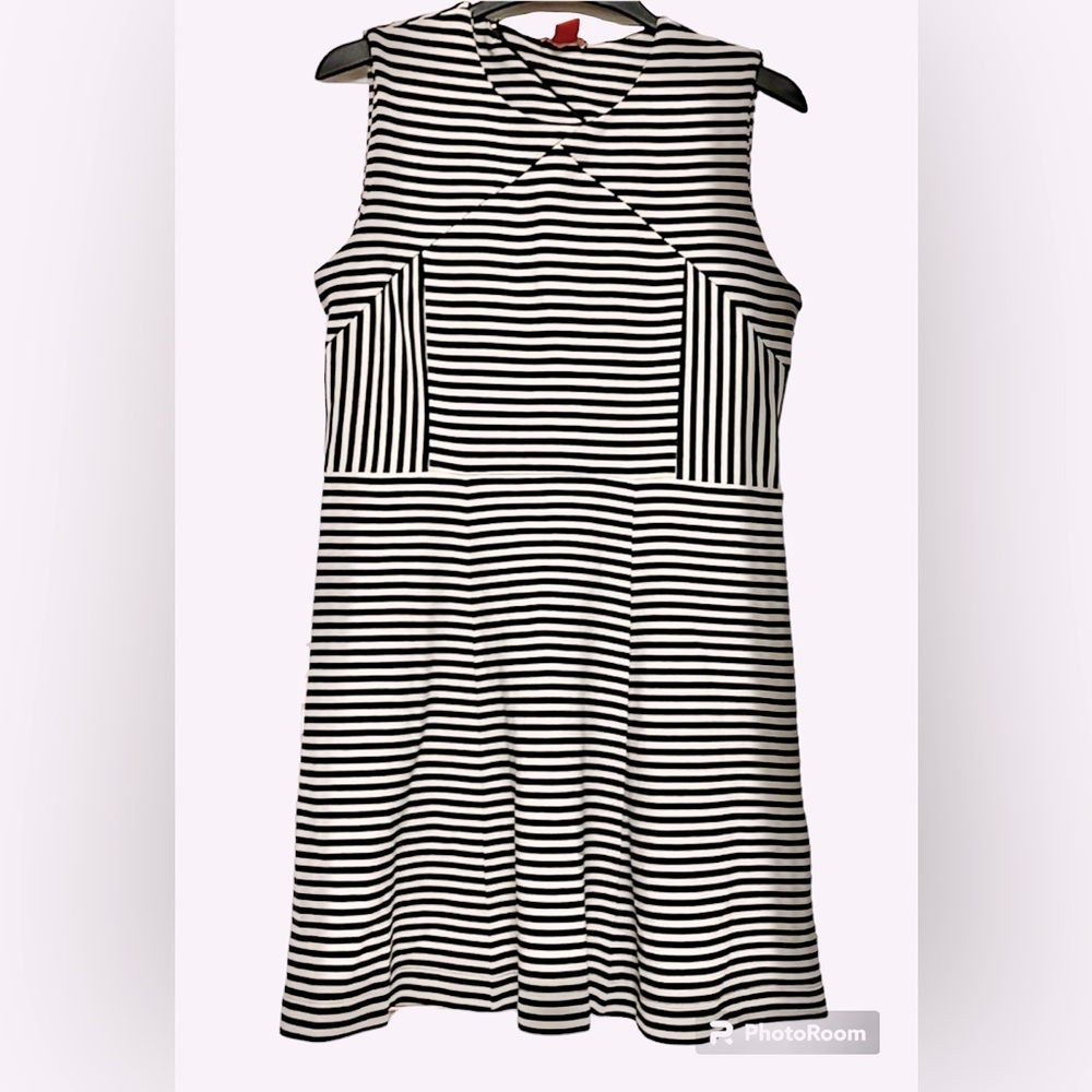 Women’s Navy and White Striped Sleeveless Dress Size XL